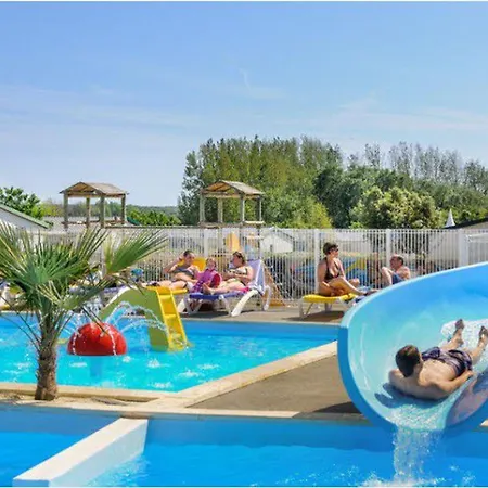 Mobil-home Spacieux Avec Terrasse - 3 - 6 Personnes - Api-1-52-452 Brem Sur Mer