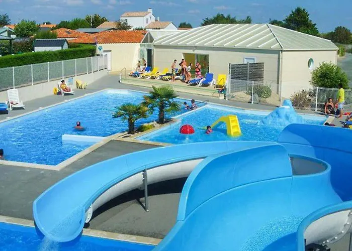 Mobil-home Spacieux Avec Terrasse - 3 - 6 Personnes - Api-1-52-452 *