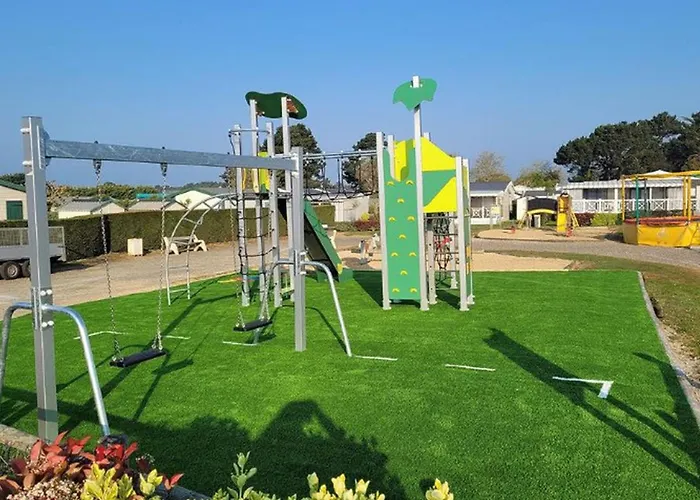 Mobil-home Spacieux Avec Terrasse - 3 - 6 Personnes - Api-1-52-452 Кемпинг